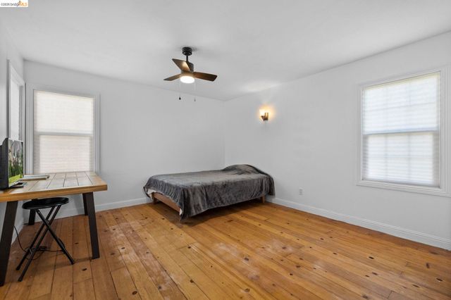 696 Shaws Flat Rd, Sonora, CA 95370