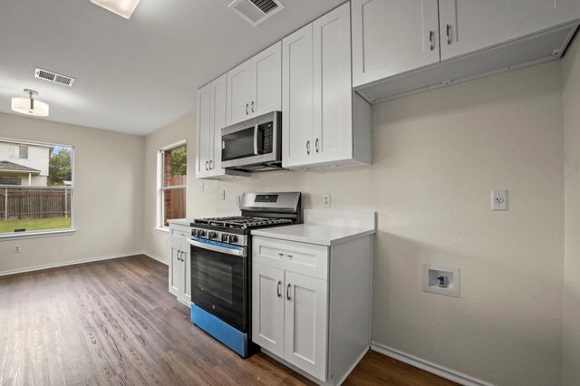 1217 Coronation WAY, Pflugerville, TX 78660