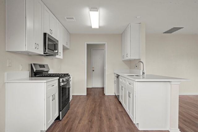 1217 Coronation WAY, Pflugerville, TX 78660