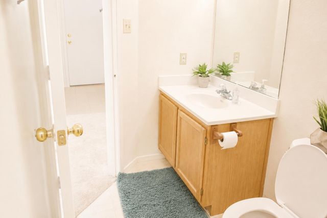 7728 San Augustine Street NW, Albuquerque, NM 87120