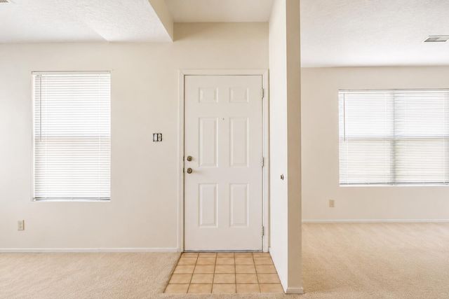 7728 San Augustine Street NW, Albuquerque, NM 87120