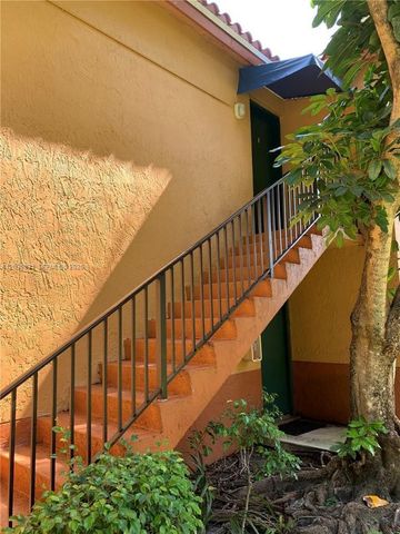 10717 Cleary Blvd 202, Plantation, FL 33324