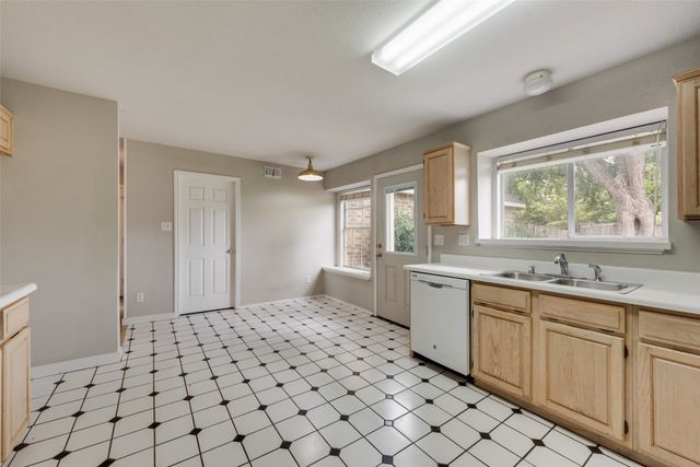 4612 Archer Drive, The Colony, TX 75056