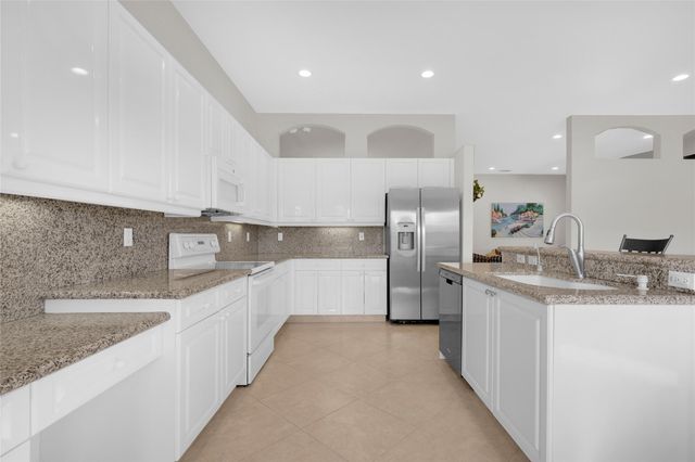 7398 Kahana Dr, Boynton Beach, FL 33437