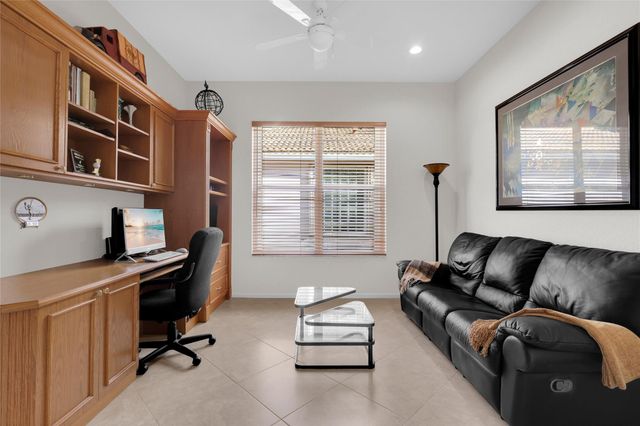 7398 Kahana Dr, Boynton Beach, FL 33437