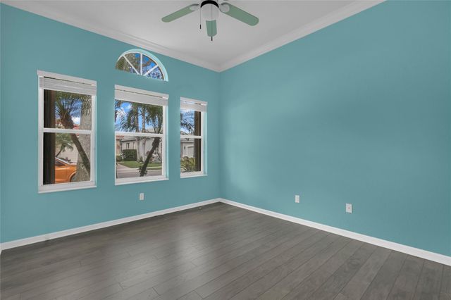 7398 Kahana Dr, Boynton Beach, FL 33437