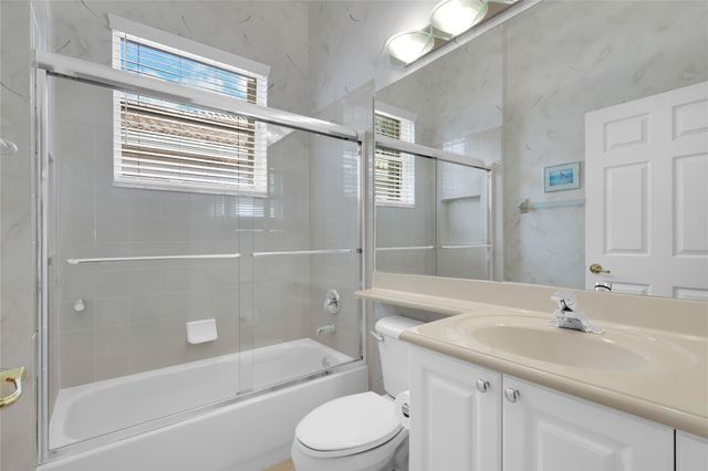 7398 Kahana Dr, Boynton Beach, FL 33437