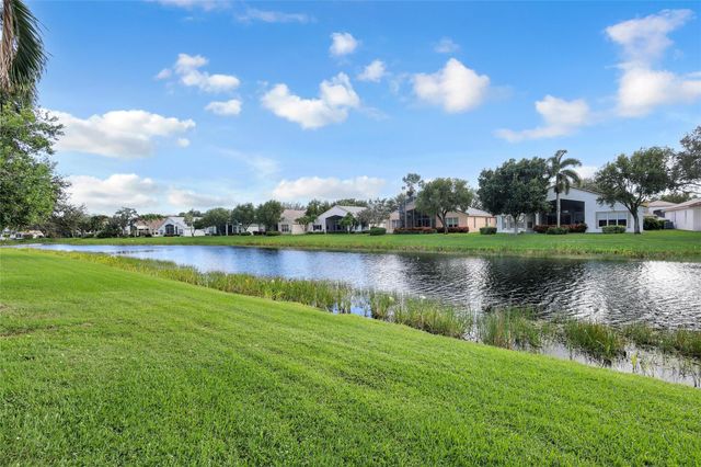 7398 Kahana Dr, Boynton Beach, FL 33437