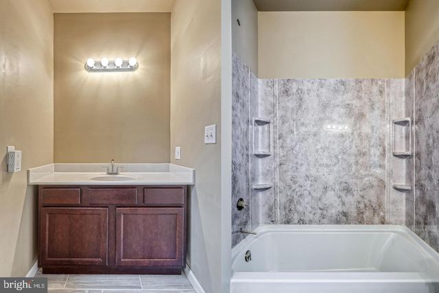 1622 MARKET ST, Harrisburg, PA 17103