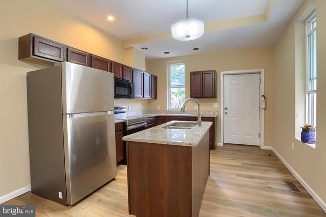 1622 MARKET ST, Harrisburg, PA 17103