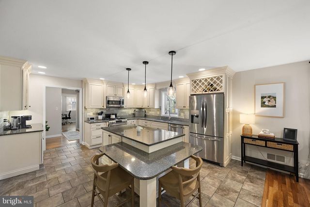 2511 NORTH GATE, Wilmington, DE 19810