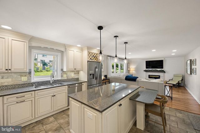 2511 NORTH GATE, Wilmington, DE 19810