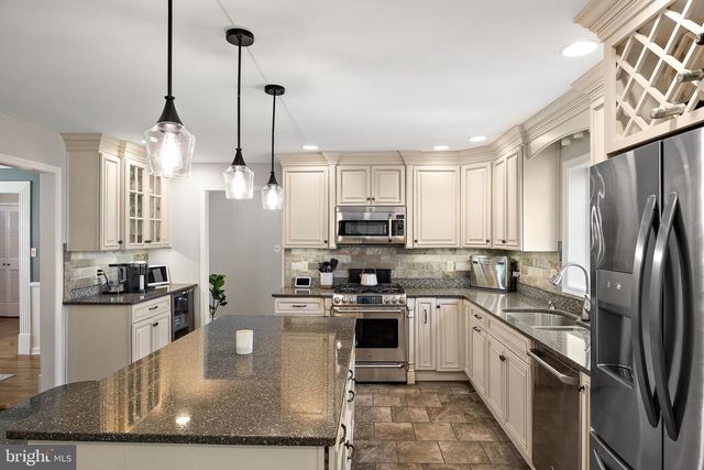 2511 NORTH GATE, Wilmington, DE 19810