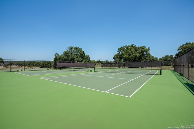 318 IRON HL, New Braunfels, TX 78132