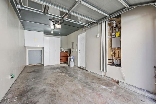 992 Alpine Terrace 6, Sunnyvale, CA 94086