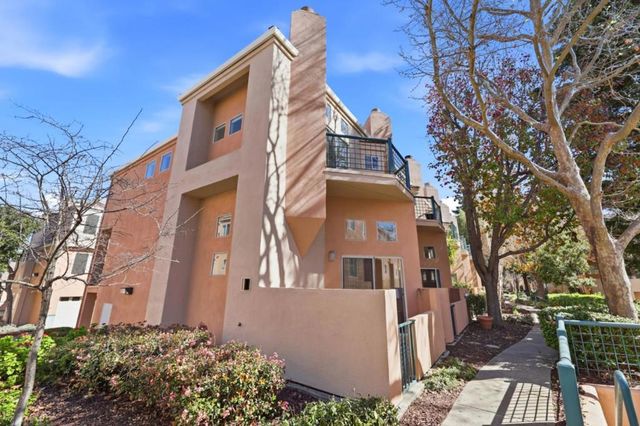 992 Alpine Terrace 6, Sunnyvale, CA 94086