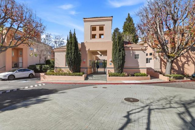 992 Alpine Terrace 6, Sunnyvale, CA 94086