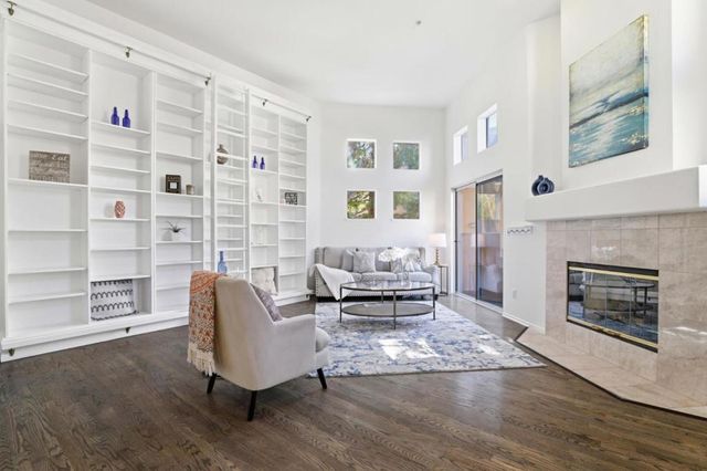 992 Alpine Terrace 6, Sunnyvale, CA 94086