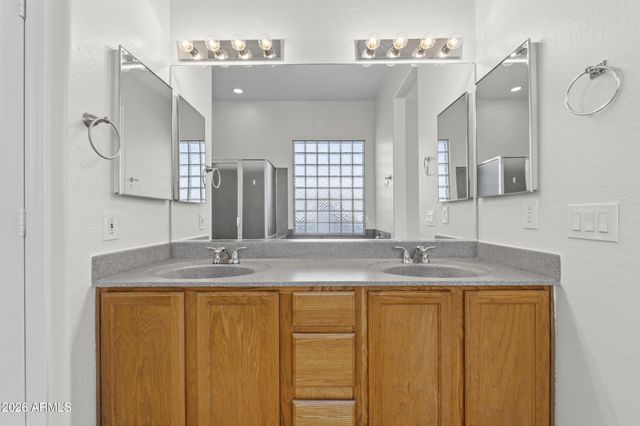 21702 N 67th Lane, Glendale, AZ 85308