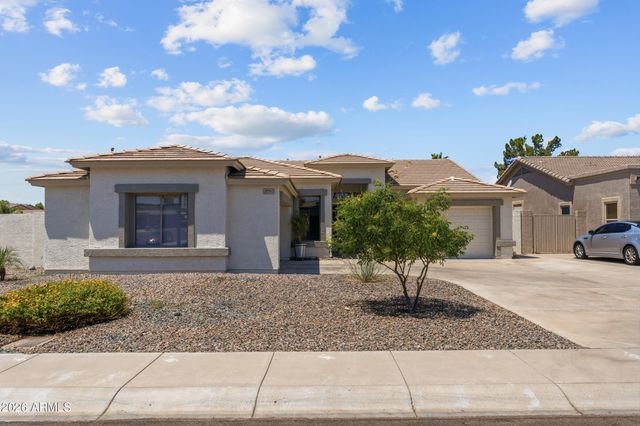 21702 N 67th Lane, Glendale, AZ 85308