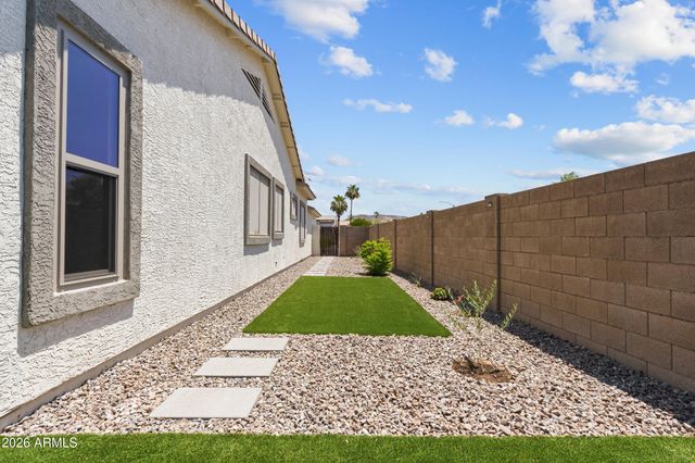 21702 N 67th Lane, Glendale, AZ 85308