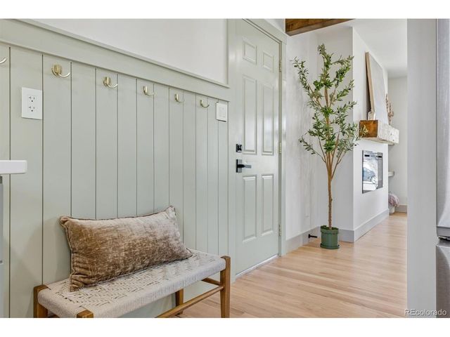 5530 E Gill Pl, Denver, CO 80246