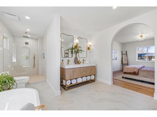 5530 E Gill Pl, Denver, CO 80246