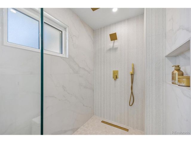 5530 E Gill Pl, Denver, CO 80246