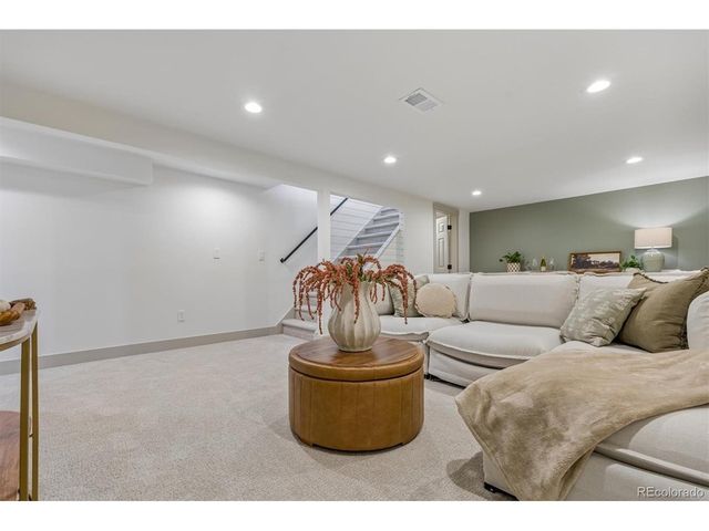 5530 E Gill Pl, Denver, CO 80246