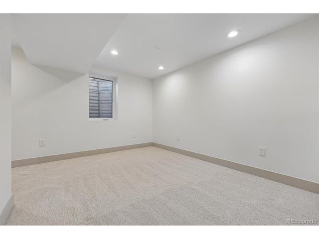 5530 E Gill Pl, Denver, CO 80246