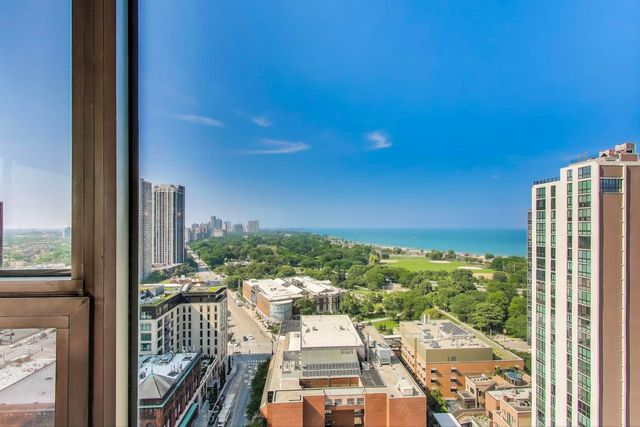 70 W Burton Place 2601, Chicago, IL 60610