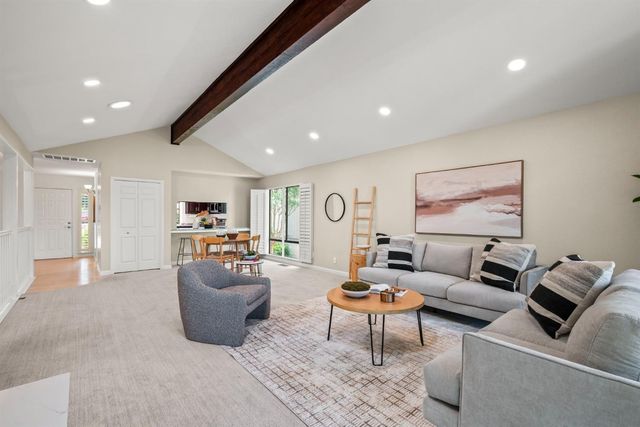 140 Morning Dove Ln, Folsom, CA 95630