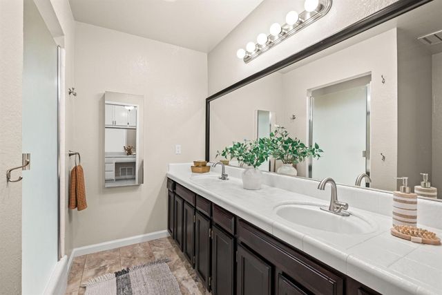 140 Morning Dove Ln, Folsom, CA 95630