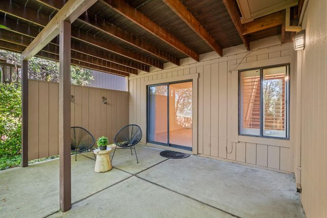 140 Morning Dove Ln, Folsom, CA 95630