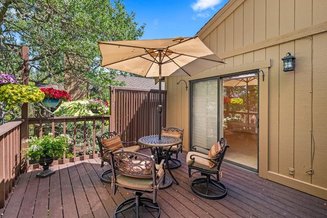 140 Morning Dove Ln, Folsom, CA 95630