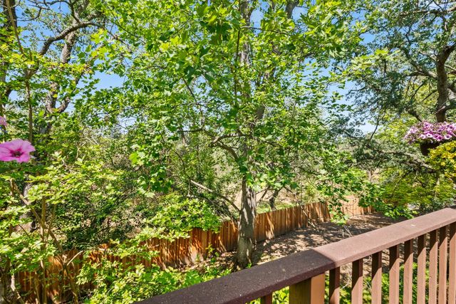 140 Morning Dove Ln, Folsom, CA 95630