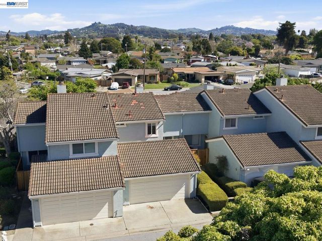 124 Westgate Cir, San Pablo, CA 94806