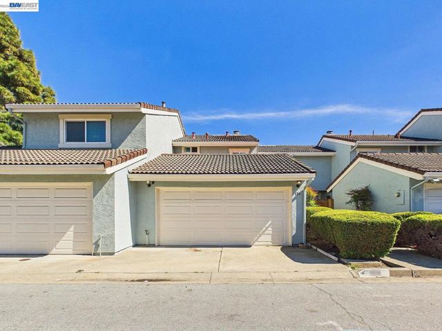 124 Westgate Cir, San Pablo, CA 94806