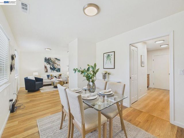 124 Westgate Cir, San Pablo, CA 94806