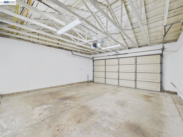 124 Westgate Cir, San Pablo, CA 94806