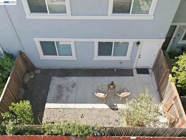 124 Westgate Cir, San Pablo, CA 94806