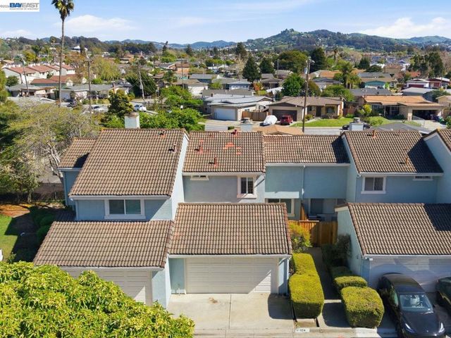 124 Westgate Cir, San Pablo, CA 94806