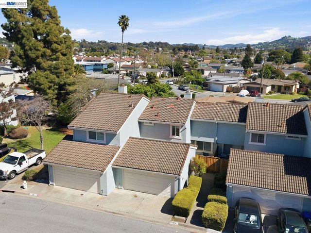 124 Westgate Cir, San Pablo, CA 94806