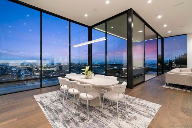 2035 Evergreen, San Diego, CA 92106