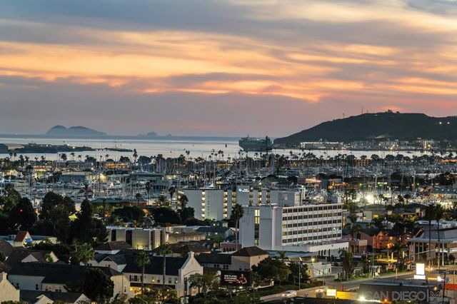 2035 Evergreen, San Diego, CA 92106