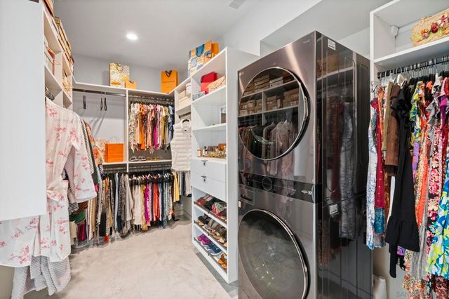 2035 Evergreen, San Diego, CA 92106