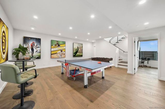 2035 Evergreen, San Diego, CA 92106