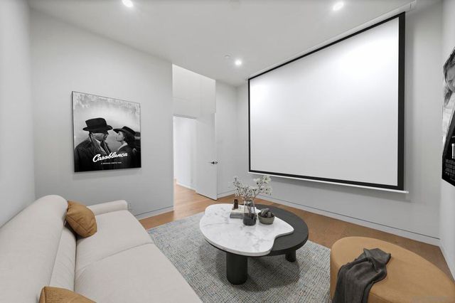 2035 Evergreen, San Diego, CA 92106