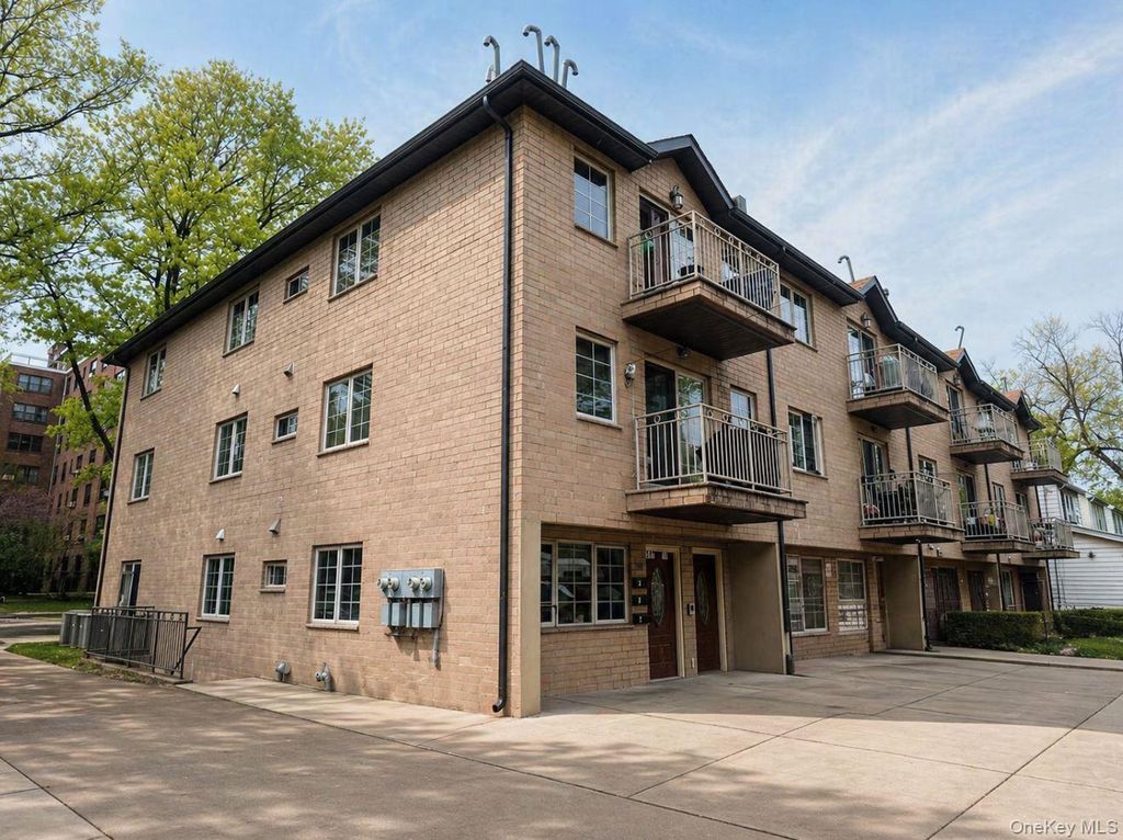 157-18 65th Avenue, Fresh Meadows, NY 11367