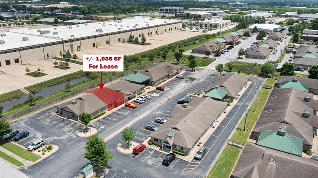 2701 SE G Street Suite 5, Bentonville, AR 72712